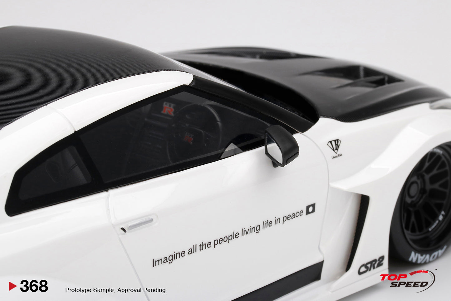 TopSpeed - 1/18 Nissan GTR (White)