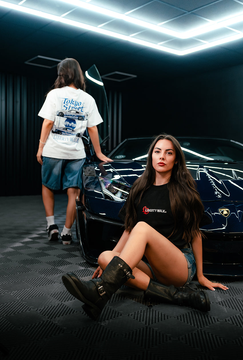 T324-F40BK - Liberty Walk F40 Inversion T-Shirt