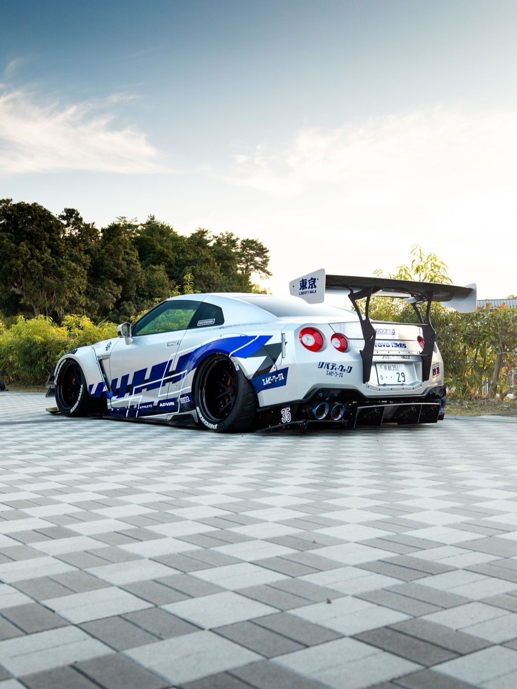 LB WORKS GTR Type 2 Complete Body Kit 2017- FRP (LB31-03)