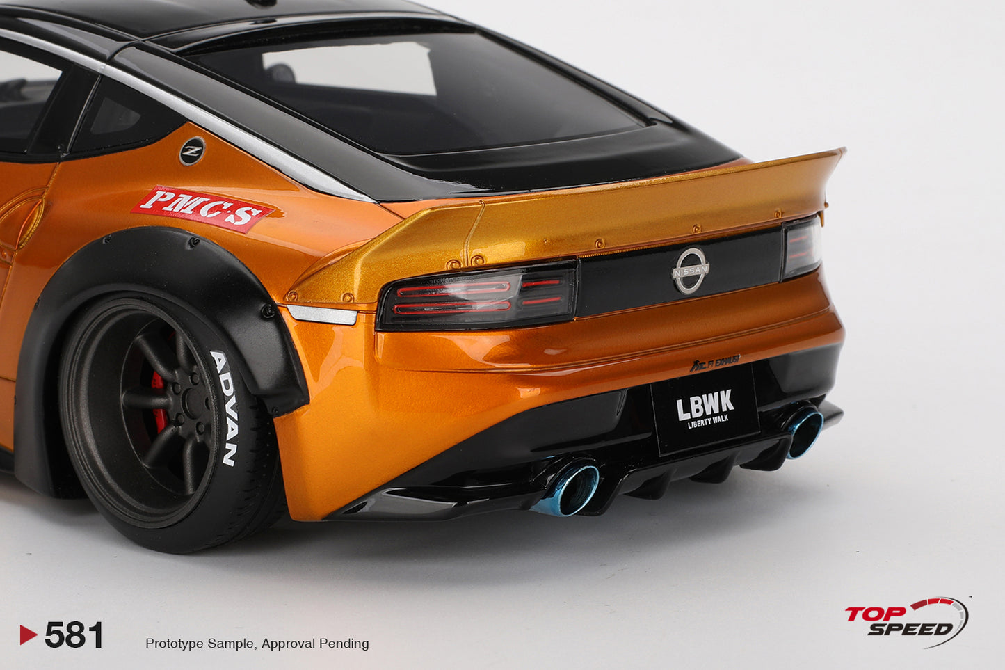 TopSpeed - 1/18 Nissan 400Z (Gold)