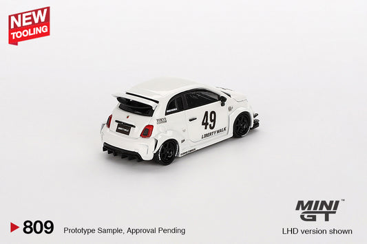 Mini GT - 1/64 Abarth 595 (White)