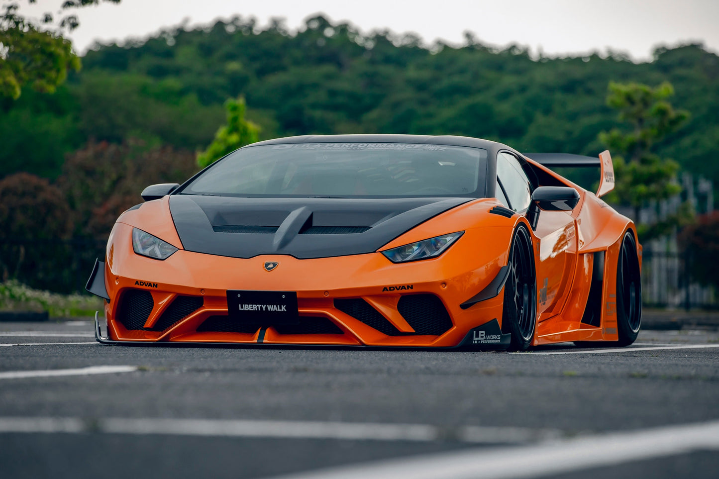LB Silhouette WORKS HURACAN GT Complete body kit (FRP+CFRP) (LB53-02)