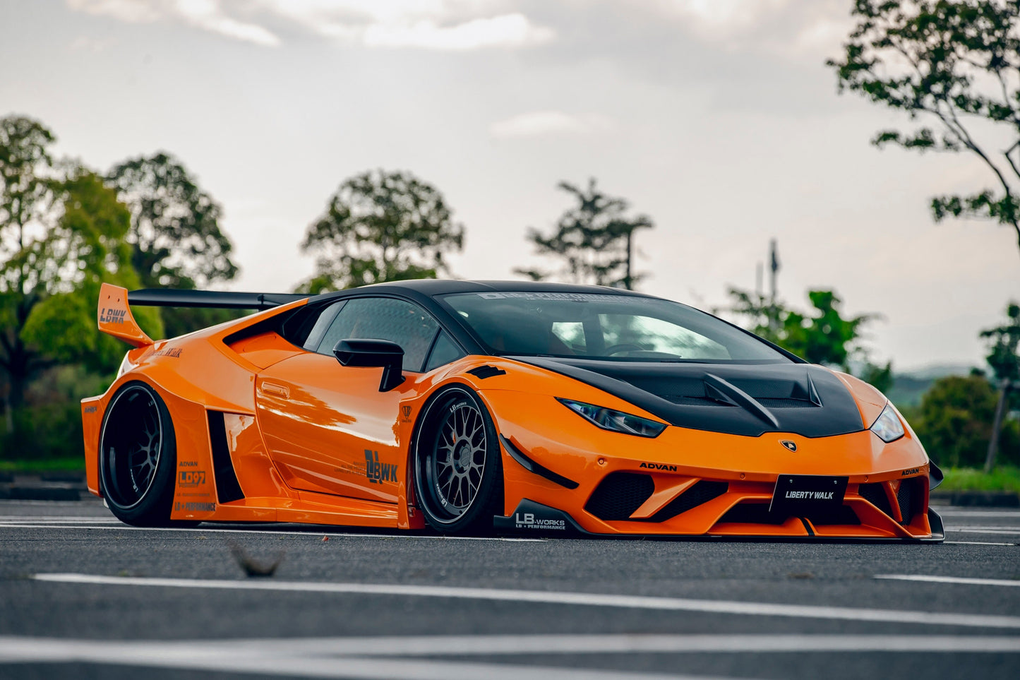 LB Silhouette WORKS HURACAN GT Complete body kit (FRP+CFRP) (LB53-02)