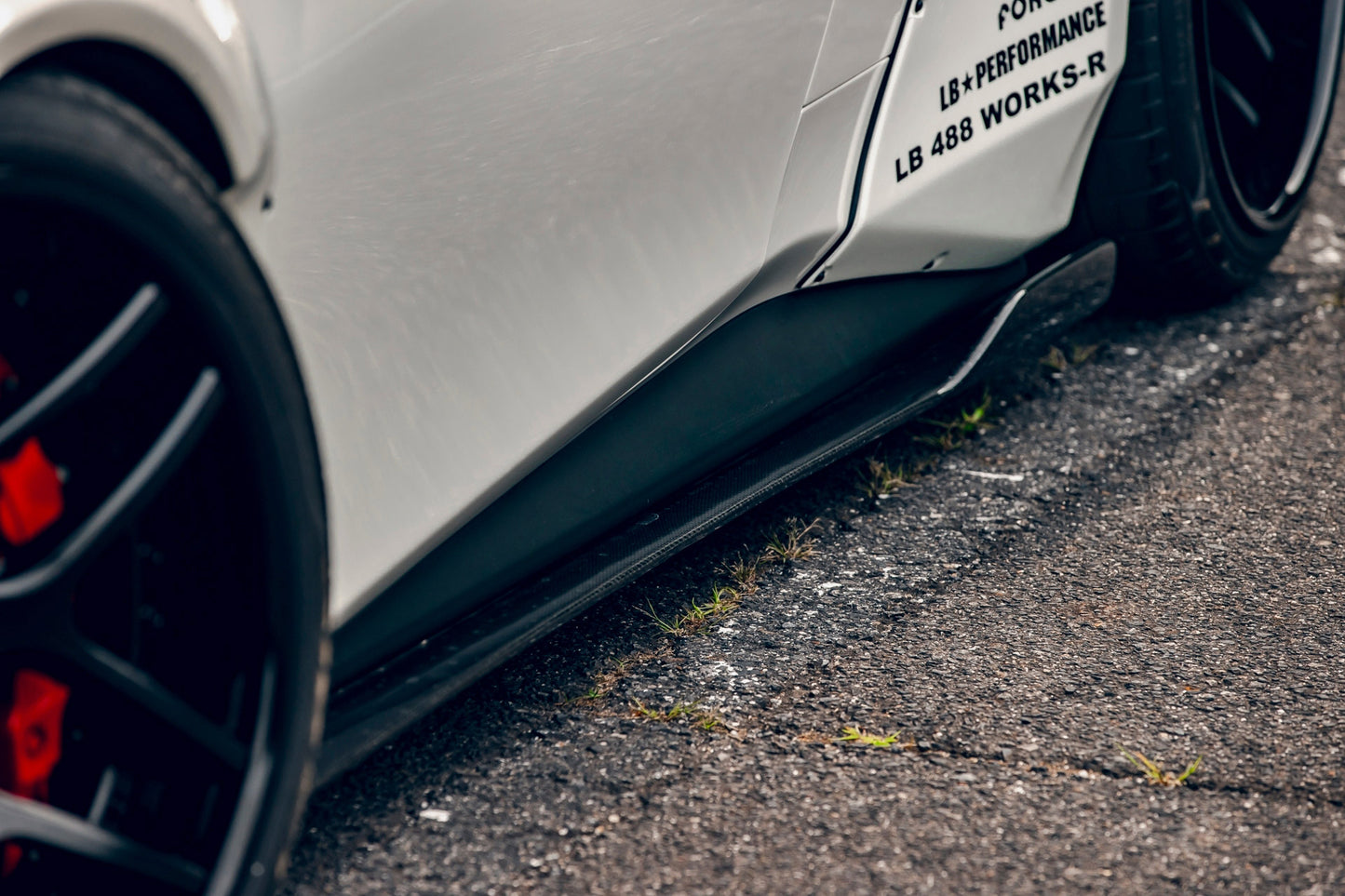 LB WORKS FERRARI 488 Complete Body Kit (CFRP) (LB24-01)