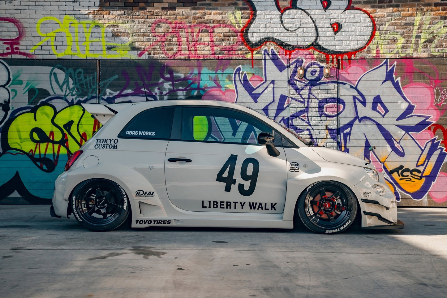 LB WORKS Abarth 595 CFRP (LB72-02)