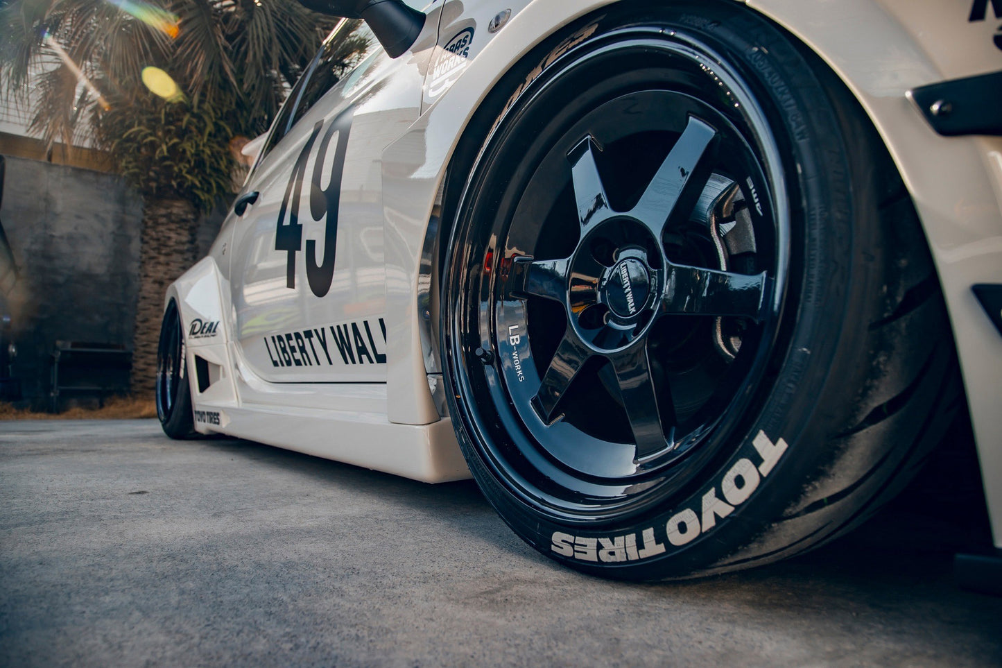 LB WORKS Abarth 595 CFRP (LB72-02)
