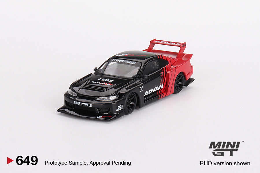 Mini GT - 1/64 Nissan Silvia S15 (Advan)