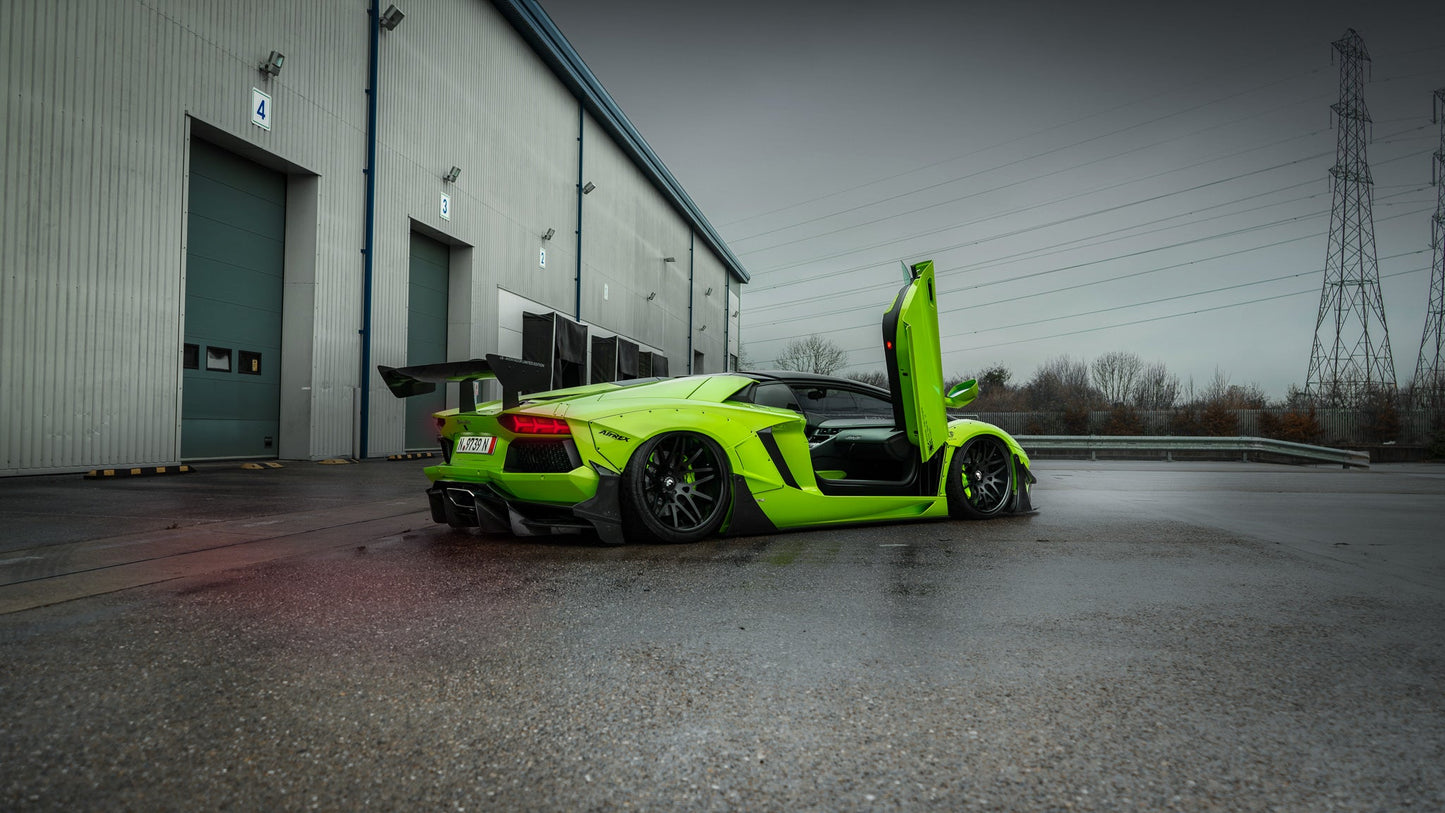 LB WORKS Lamborghini Aventador Limited Edition CFRP (20 Units) (LB34-02)