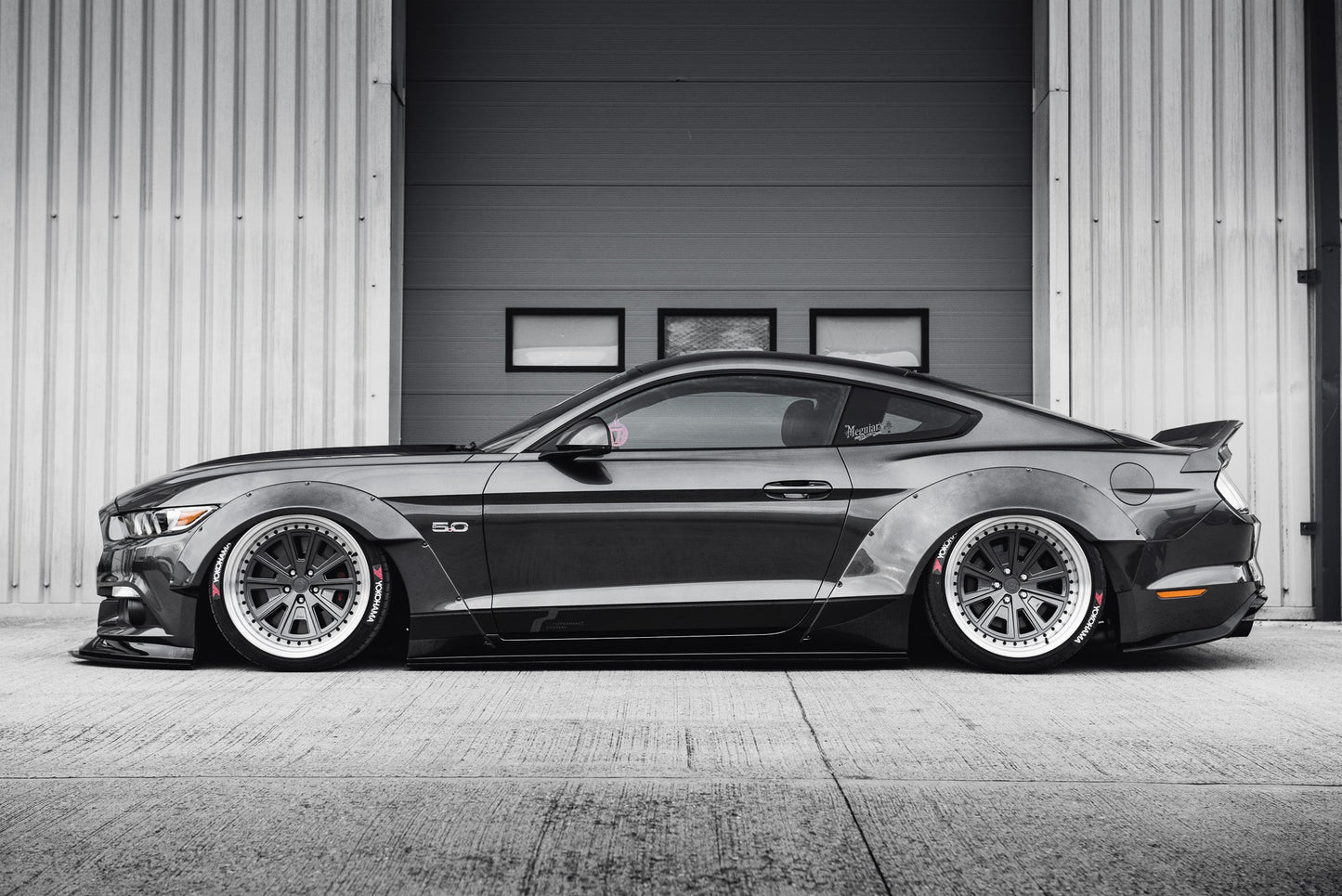 LB WORKS MUSTANG Complete Body Kit FRP (LB27-01)