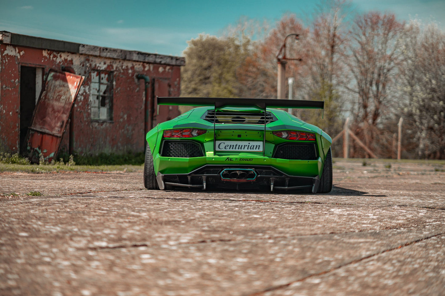 LB WORKS Aventador Complete body kit Type 2 (FRP) with exchange fender type (LB02-08)