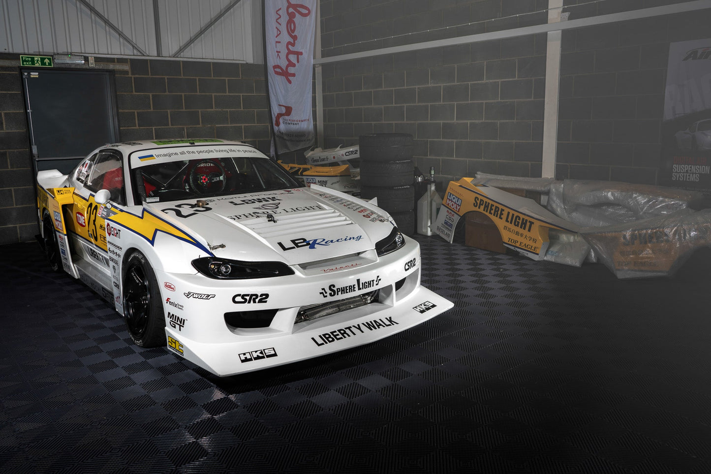 LB Super Silhouette S15 Silvia Complete Body Kit FRP (LB61-01)