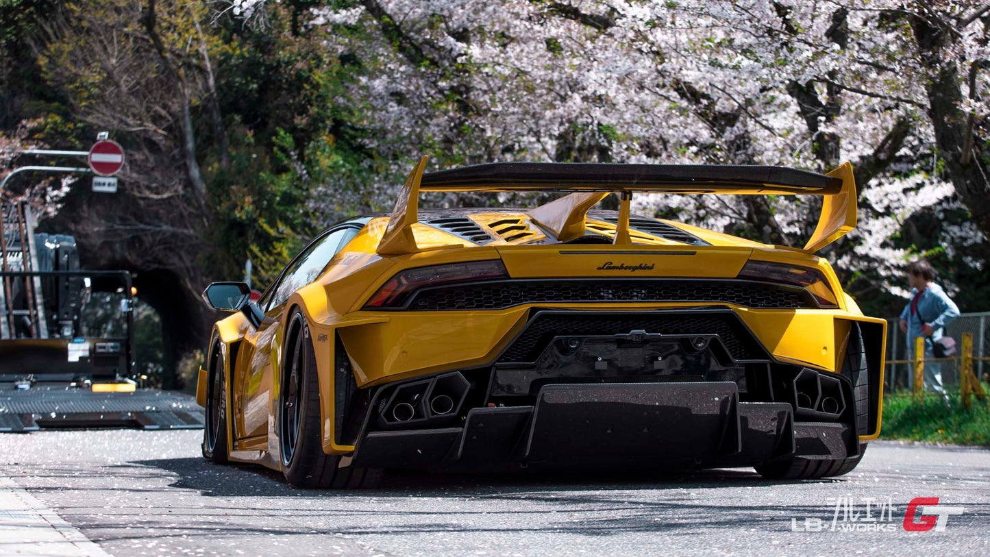 LB Silhouette WORKS HURACAN GT Complete body kit (FRP+CFRP) (LB53-02)