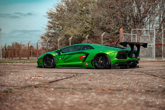 LB WORKS Aventador Complete body kit Type 2 (FRP) with exchange fender type (LB02-08)