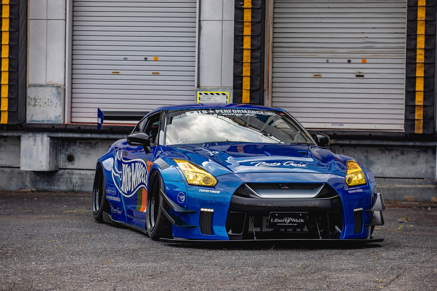 LB WORKS GTR Type 2 Complete Body Kit 2017- FRP (LB31-03)