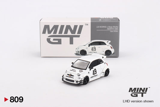 Mini GT - 1/64 Abarth 595 (White)