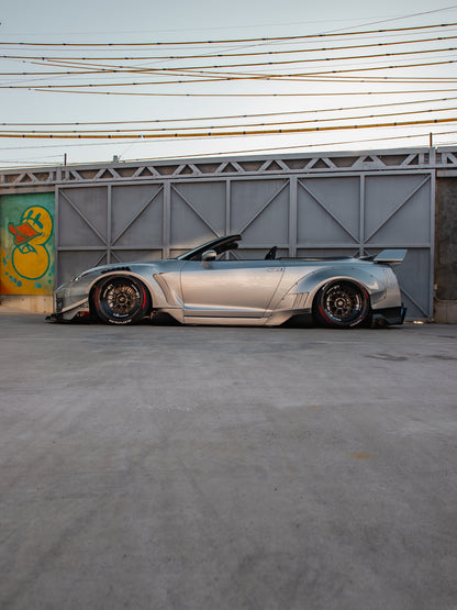 LB WORKS 35GT-R 'Final Edition' Complete Body Kit FRP