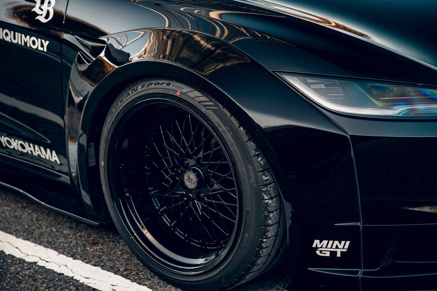 LB E⚡Works Model 3 Complete body kit (FRP)