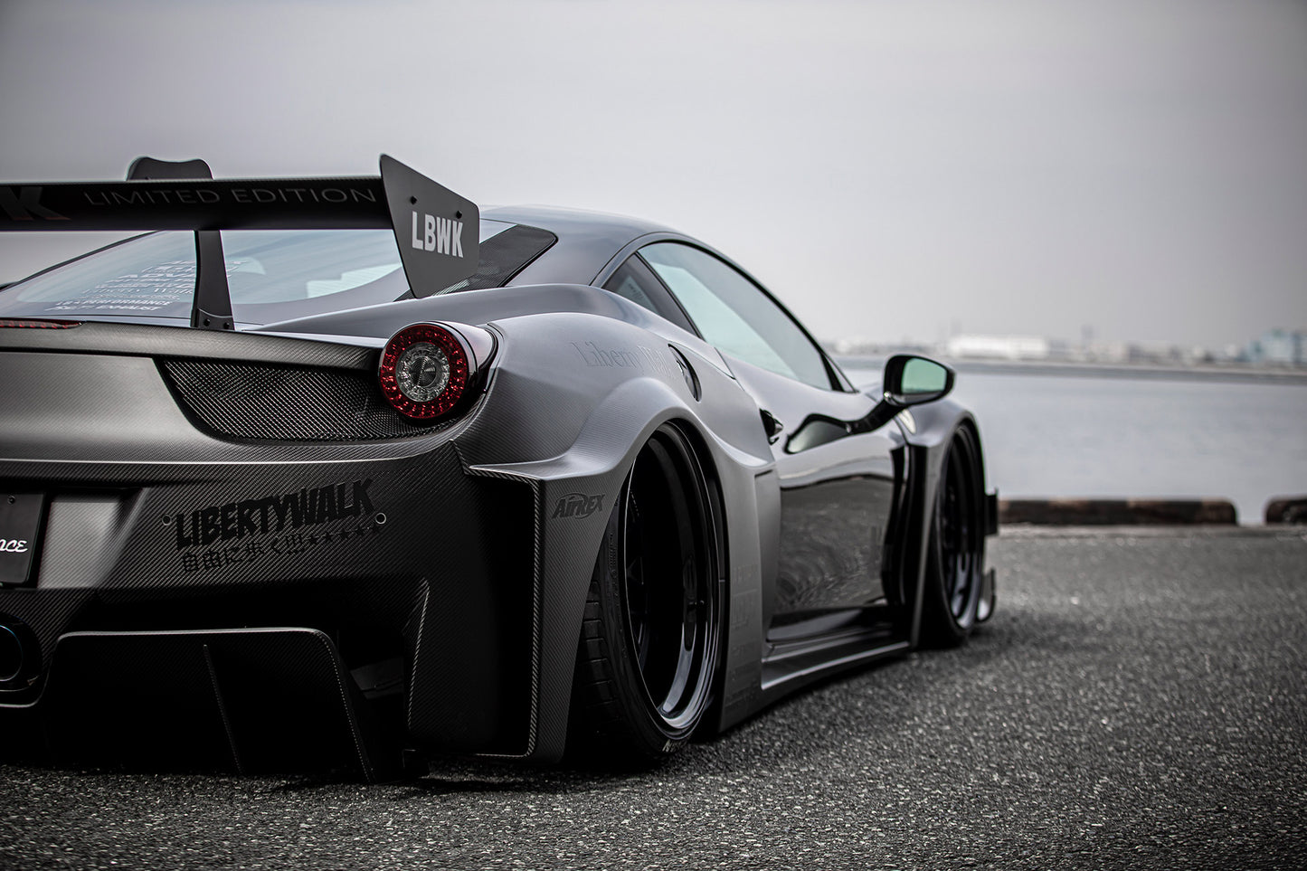 LB WORKS 458 GT Silhouette WORKS Complete body kit (Dry Carbon) (LB43-03)