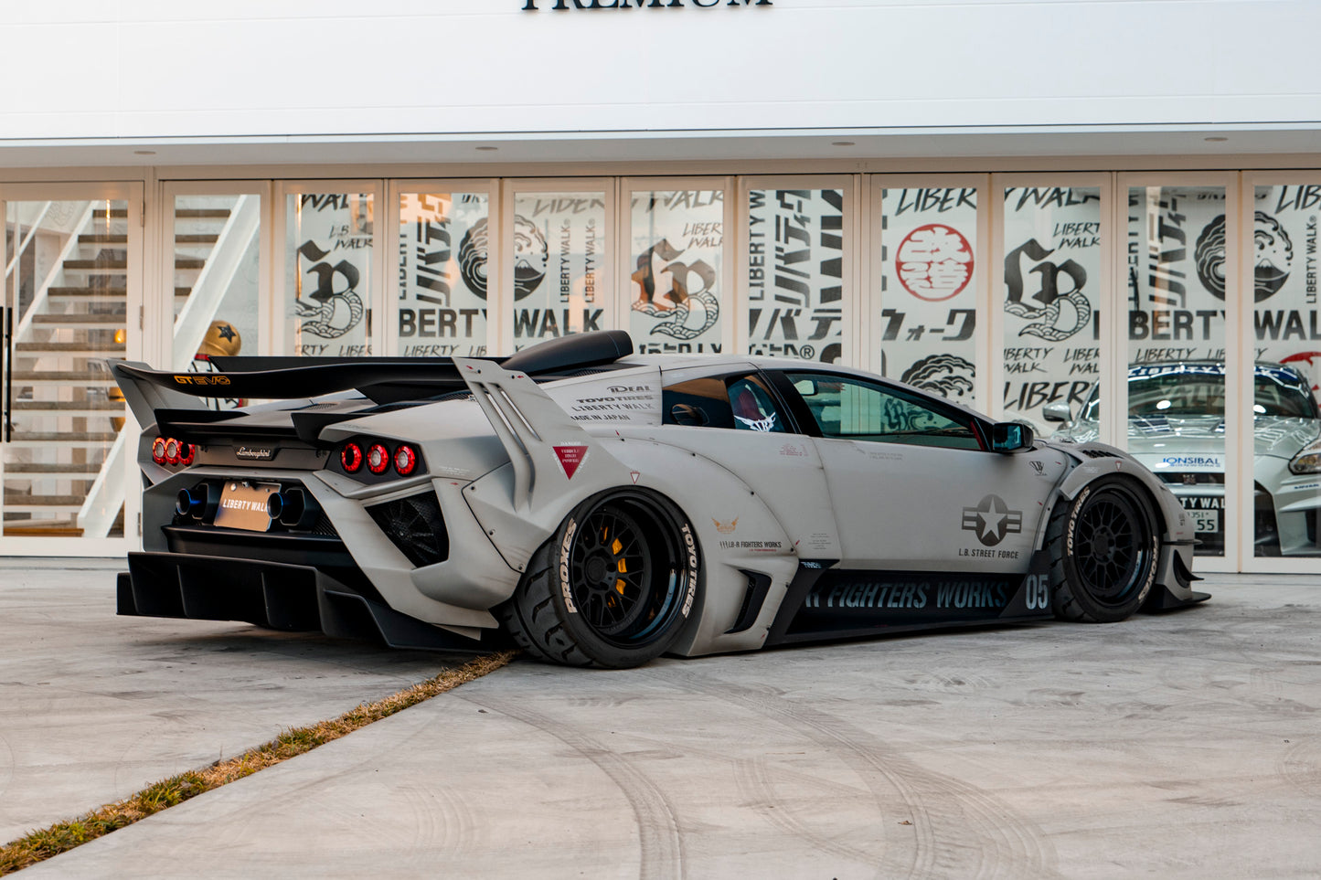 LB Silhouette WORKS Murcielago GT EVO (LB70-01)