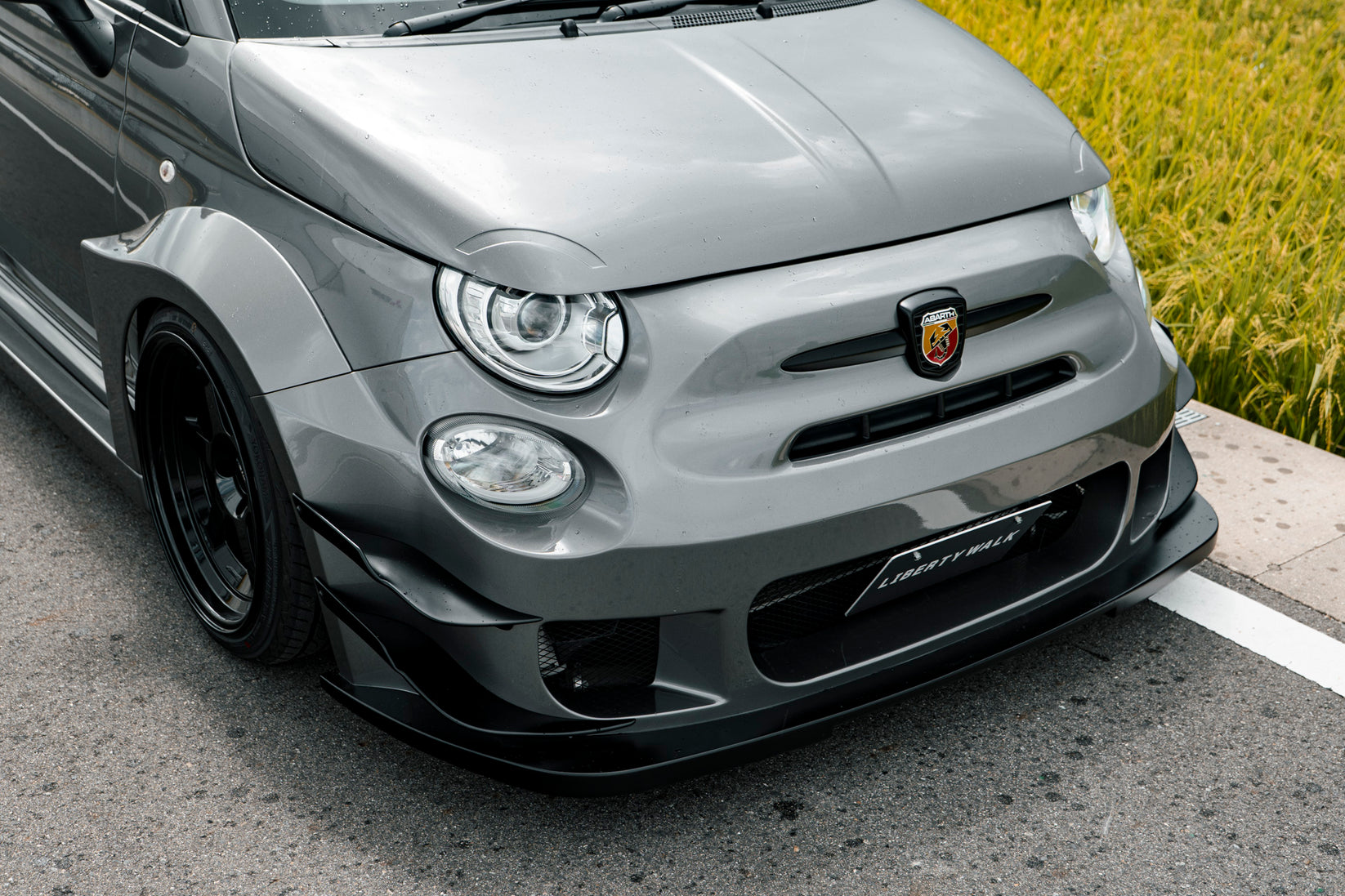LB WORKS Abarth 595 FRP (LB72-01) – Liberty Walk Europe