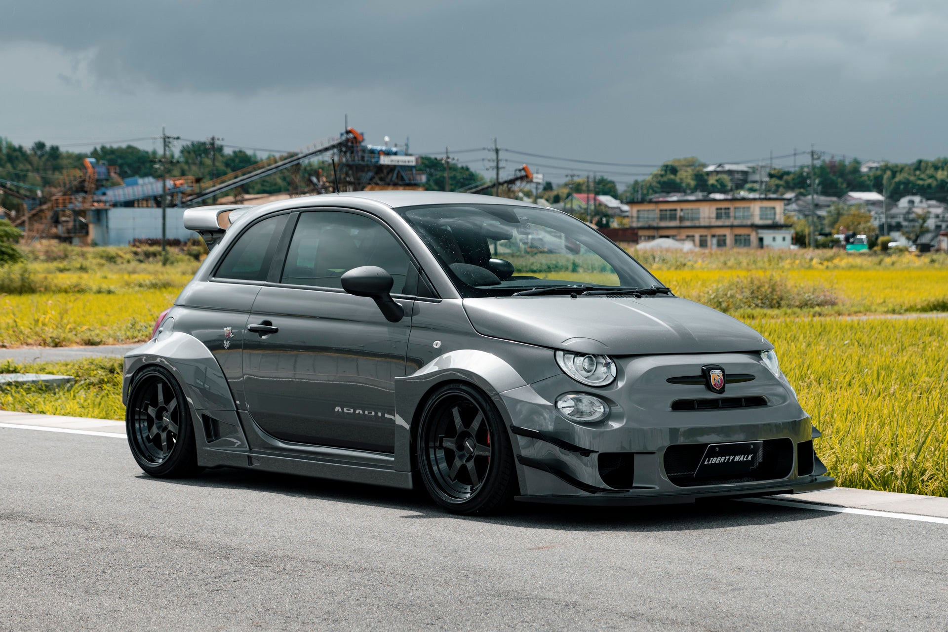 LB WORKS Abarth 595 FRP (LB72-01) – Liberty Walk Europe