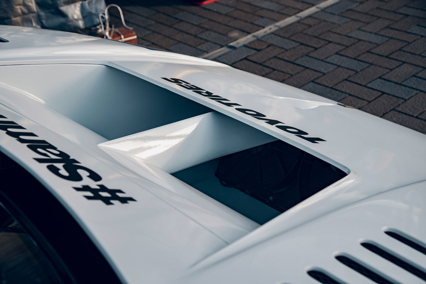 LB WORKS F40 complete body kit (FRP) (LB71-01) – Liberty Walk Europe