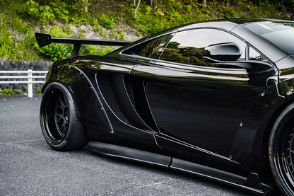 LB WORKS MP4-12C Complete Body kit CFRP - DOES NOT INCLUDE 650S HEADLAMPS (LB22-05)
