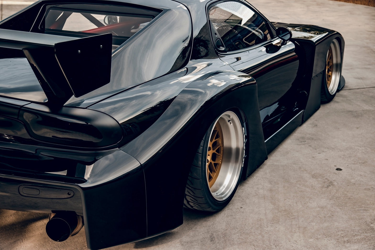 LB-Super Silhouette RX-7 Complete Body Kit (FRP) (LB62-01) – libertywalkeu