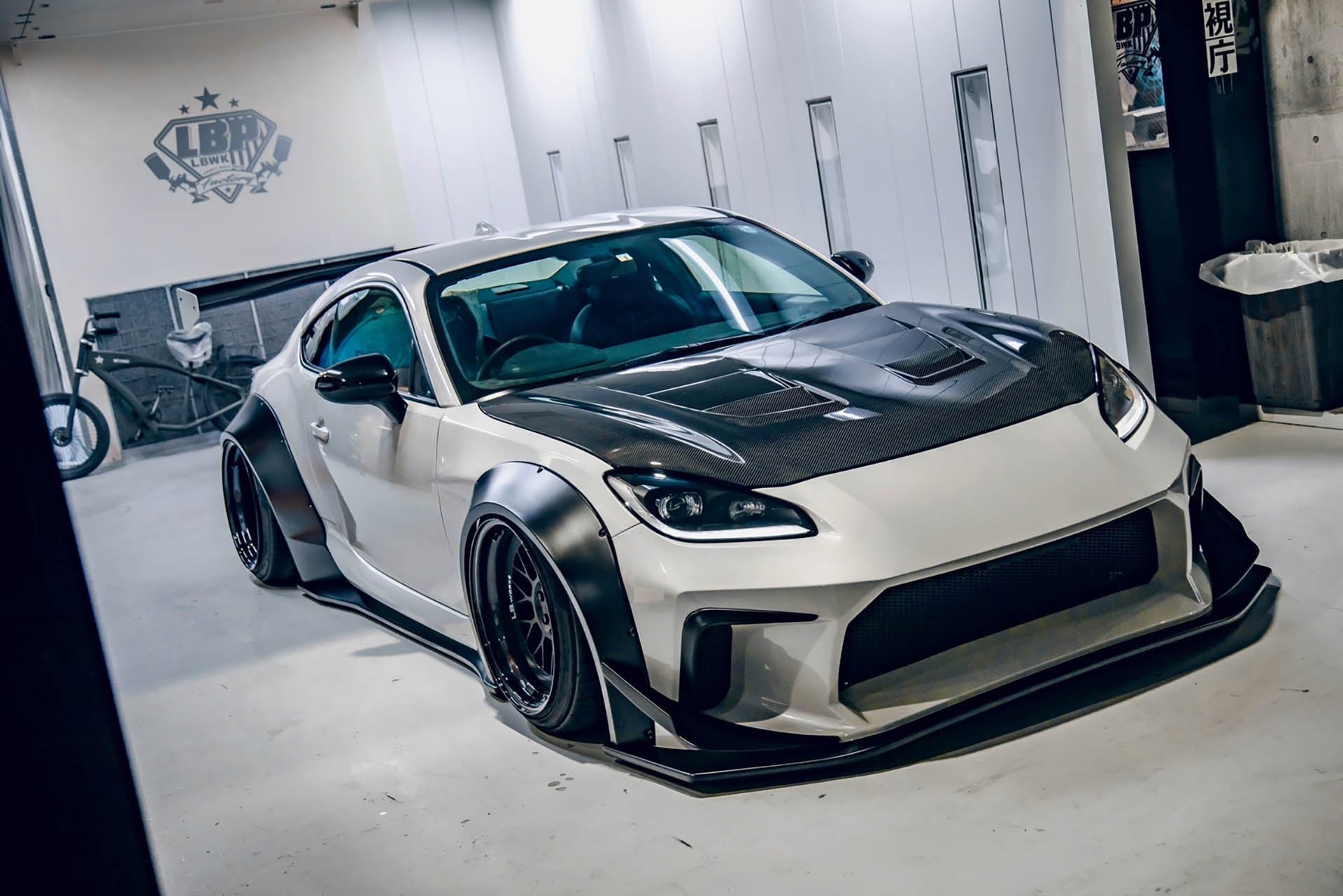 LB Nation Toyota GR86/Subaru BRZ WORKS Complete Kit (FRP) Exchange Fen ...