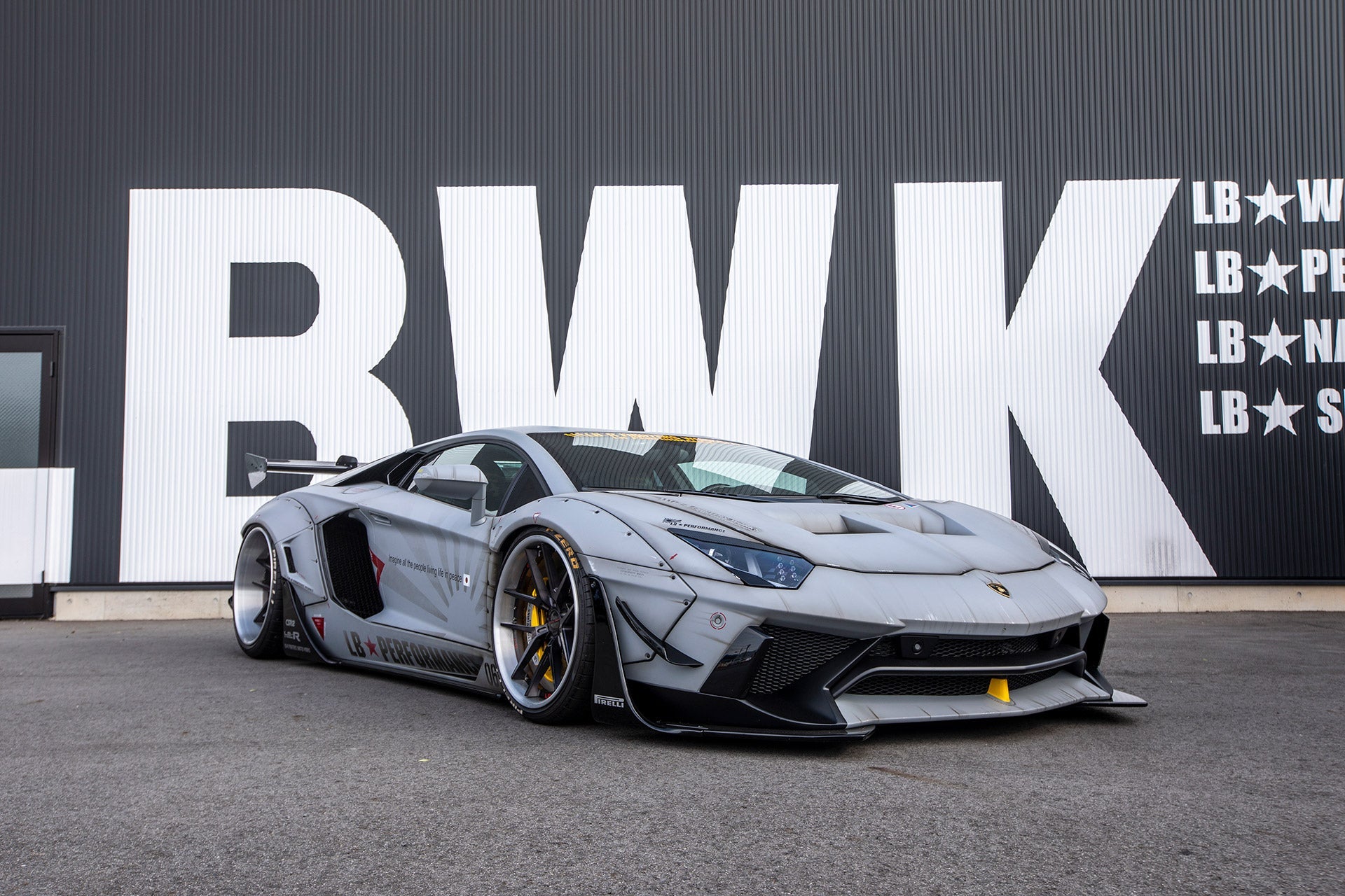 LB WORKS Lamborghini Aventador Limited Edition CFRP (20 Units) (LB34-0 ...
