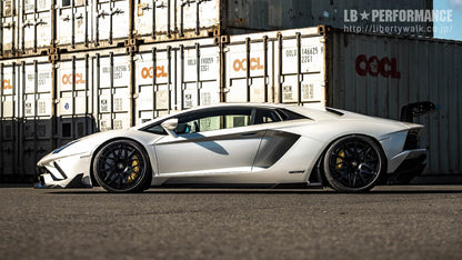 LB PERFORMANCE Aventador S Body Kit FRP (LB41-01)