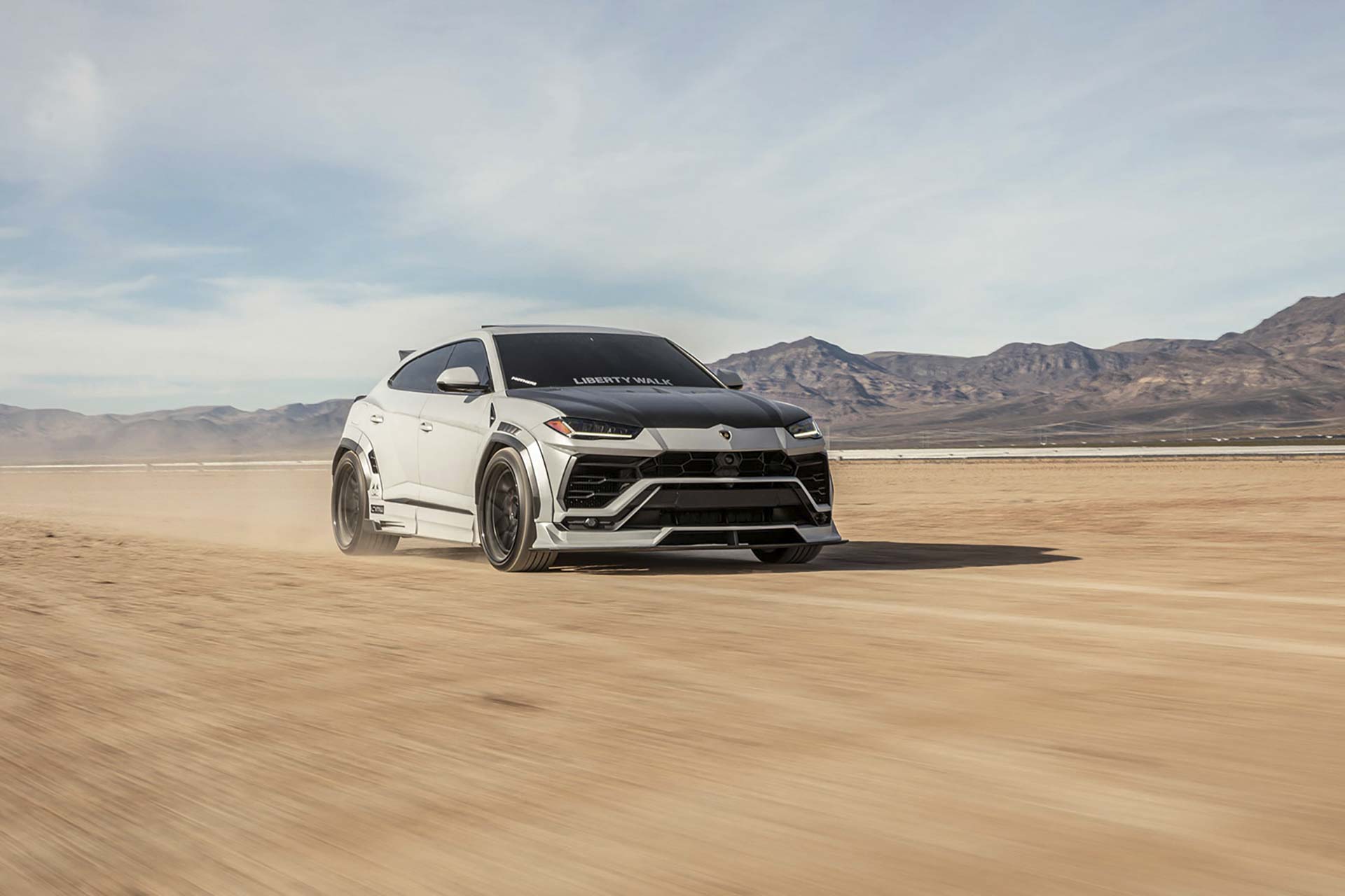 Lamborghini Urus – Liberty Walk Europe