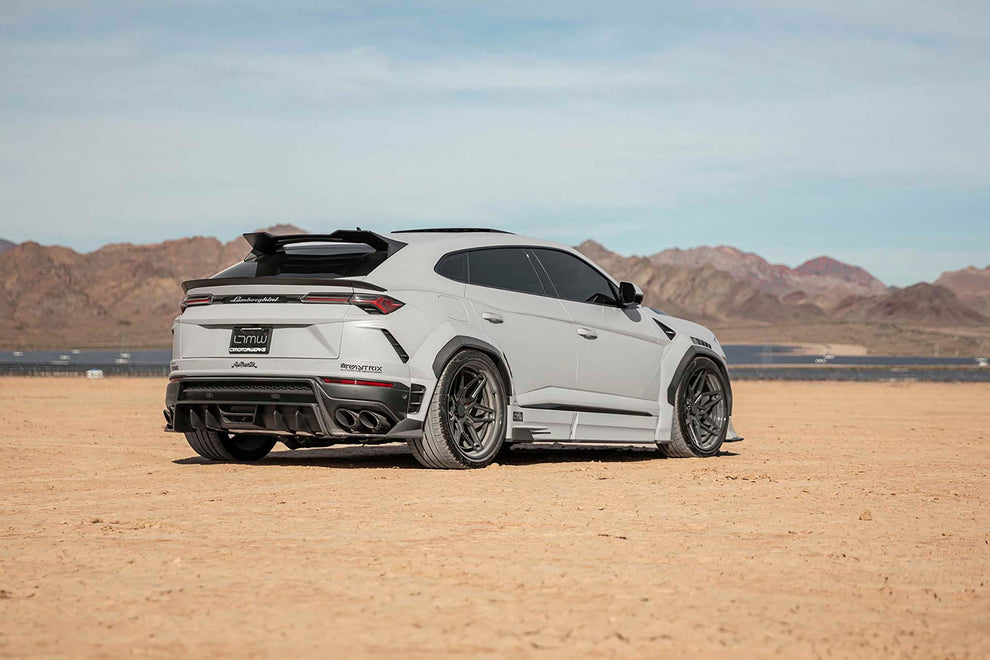 LB WORKS URUS Complete body kit with Bonnet/Hood (DRY CARBON) (LB67-04 ...