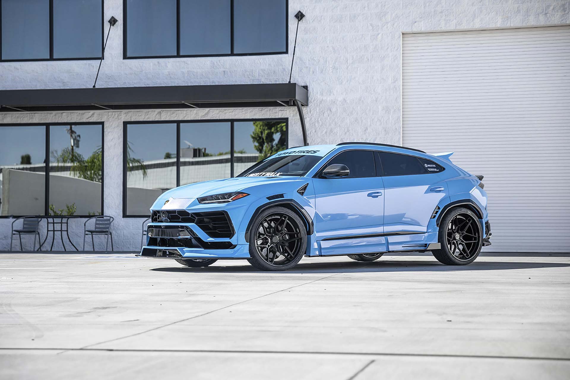 LB WORKS URUS Complete body kit with Bonnet/Hood (FRP) (LB67-03 ...